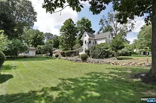 142 Wyckoff Ave, Waldwick, NJ 07463 - Photo 31