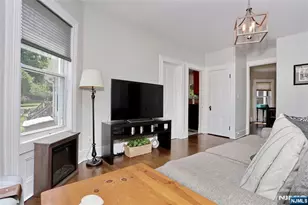 142 Wyckoff Ave, Waldwick, NJ 07463 - Photo 21