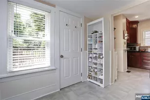 142 Wyckoff Ave, Waldwick, NJ 07463 - Photo 19