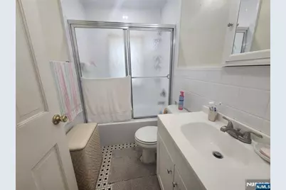 499 Jauncey Avenue, Lyndhurst Township, NJ 07071 - Photo 13