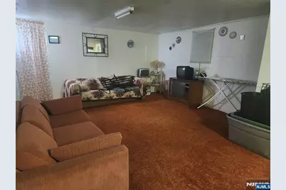 499 Jauncey Avenue, Lyndhurst Township, NJ 07071 - Photo 29