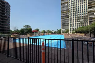 100 Carlyle Dr C04J, Cliffside Park, NJ 07010 - Photo 3
