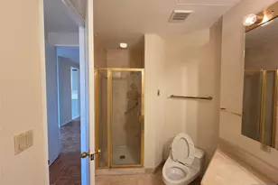 100 Carlyle Dr C04J, Cliffside Park, NJ 07010 - Photo 11
