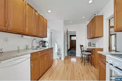 75 Humboldt Street, Wood Ridge, NJ 07075 - Photo 19