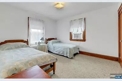 75 Humboldt Street, Wood Ridge, NJ 07075 - Photo 27