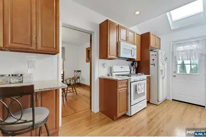 75 Humboldt Street, Wood Ridge, NJ 07075 - Photo 17