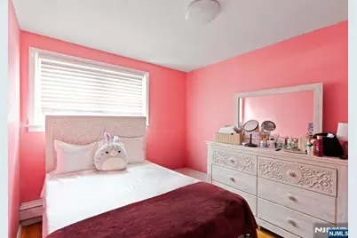 555 61st Street, West New York, NJ 07093 - Photo 7