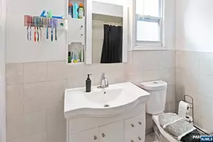 555 61st St, West New York, NJ 07093 - Photo 5