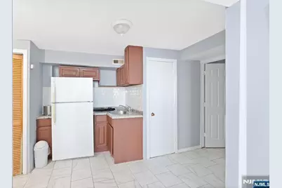 555 61st Street, West New York, NJ 07093 - Photo 11