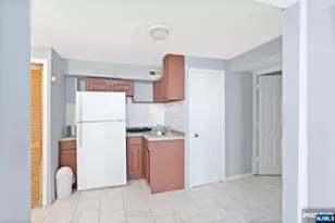 555 61st St, West New York, NJ 07093 - Photo 11