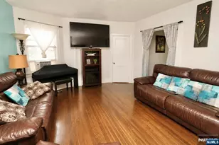 32 New St, Belleville, NJ 07109 - Photo 7