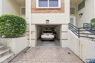 31 Grand Cove Way E31, Edgewater, NJ 07020 - Photo 25