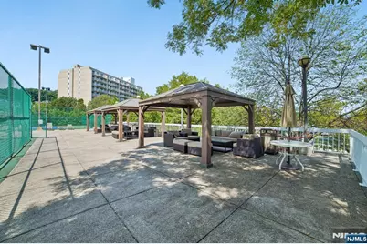 1055 River Road 312 #312, Edgewater, NJ 07020 - Photo 37