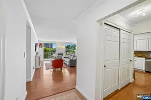 1055 River Road 312, Edgewater, NJ 07020 - Photo 3