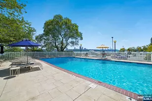 1055 River Road 312, Edgewater, NJ 07020 - Photo 33