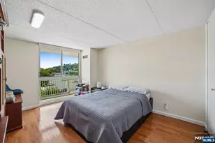 1055 River Road 312, Edgewater, NJ 07020 - Photo 21