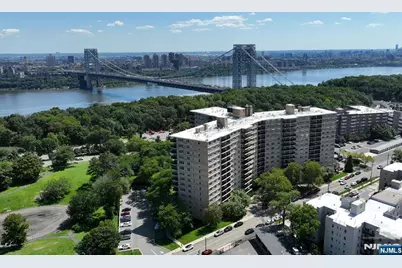 2200 N Central Road 14T #14T, Fort Lee, NJ 07024 - Photo 1