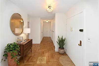 2200 N Central Road 14T #14T, Fort Lee, NJ 07024 - Photo 5