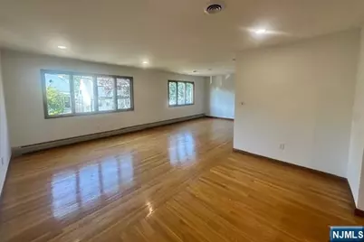 124 Johnson Avenue 1 #1, Wallington, NJ 07057 - Photo 11