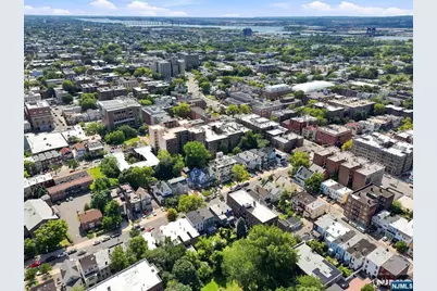 30 De Kalb Avenue, Jersey City, NJ 07306 - Photo 15
