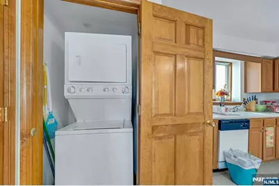 214 Van Buren Street, Lyndhurst Township, NJ 07071 - Photo 41