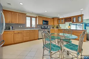 214 Van Buren St, Lyndhurst Township, NJ 07071 - Photo 11