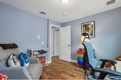 114 Hobart Avenue, Rutherford, NJ 07070 - Photo 17