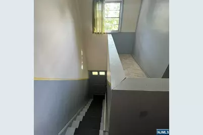 51 Clinton Avenue, Bergenfield, NJ 07621 - Photo 3