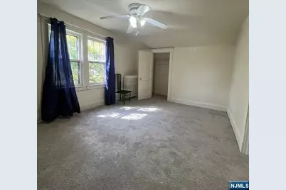 51 Clinton Avenue, Bergenfield, NJ 07621 - Photo 11