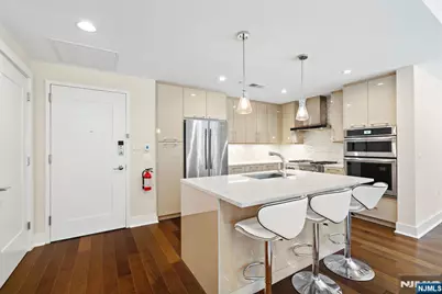 100 Eton Row 203 #203, Weehawken, NJ 07086 - Photo 7