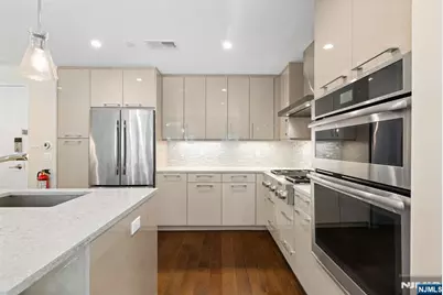 100 Eton Row 203 #203, Weehawken, NJ 07086 - Photo 5