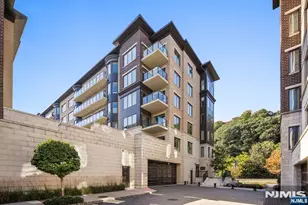 100 Eton Row 203, Weehawken, NJ 07086 - Photo 23