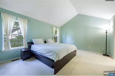 1148 Stafford Street, Mahwah, NJ 07430 - Photo 13