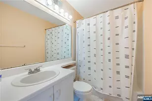 1148 Stafford St, Mahwah, NJ 07430 - Photo 19