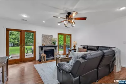234 Howard Avenue, Rochelle Park Township, NJ 07662 - Photo 3
