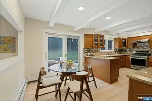 15 Candlestick Ln, Upper Saddle River, NJ 07458 - Photo 9