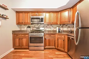 351 Cambridge Dr, Ramsey, NJ 07446 - Photo 15