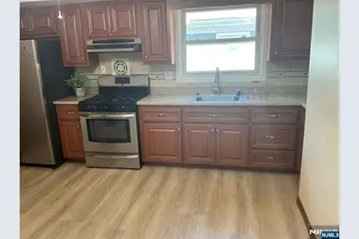 545 Freeman Street 2 #2, Lyndhurst Township, NJ 07071 - Photo 3