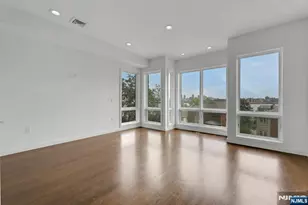 712 Undercliff Ave, Edgewater, NJ 07020 - Photo 21