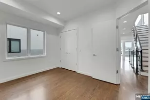 712 Undercliff Ave, Edgewater, NJ 07020 - Photo 31