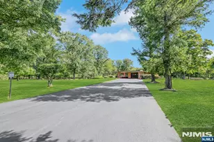 170 Pulis Ave, Franklin Lakes, NJ 07417 - Photo 3