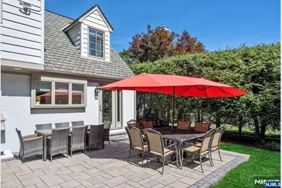 424 Braeburn Road, Ho Ho Kus, NJ 07423 - Photo 23