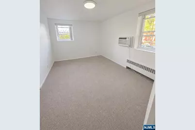 2345 Linwood Avenue 1A #1A, Fort Lee, NJ 07024 - Photo 3