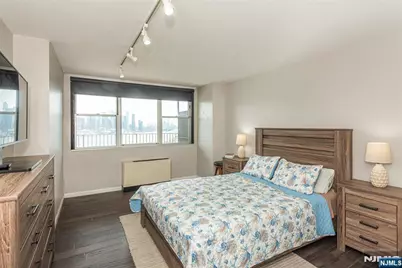 6040 Boulevard East 6F #6F, West New York, NJ 07093 - Photo 17