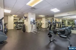 6040 Blvd East 6F, West New York, NJ 07093 - Photo 33