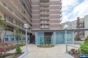 6040 Blvd East 6F, West New York, NJ 07093 - Photo 1