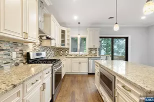 457 Lincoln Ave 457, Cliffside Park, NJ 07010 - Photo 5