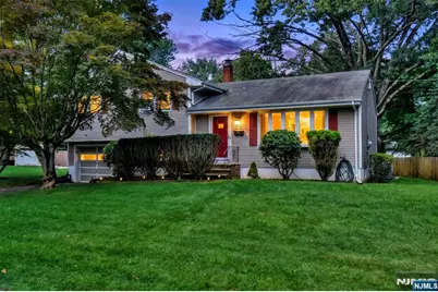 11 Kenyon Court, Norwood, NJ 07648 - Photo 1