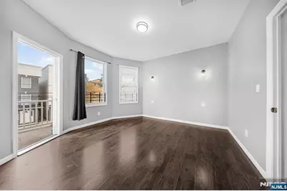 487 17th Street, Newark, NJ 07103 - Photo 29