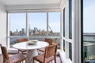77 Hudson Street 2409, Jersey City, NJ 07302 - Photo 5